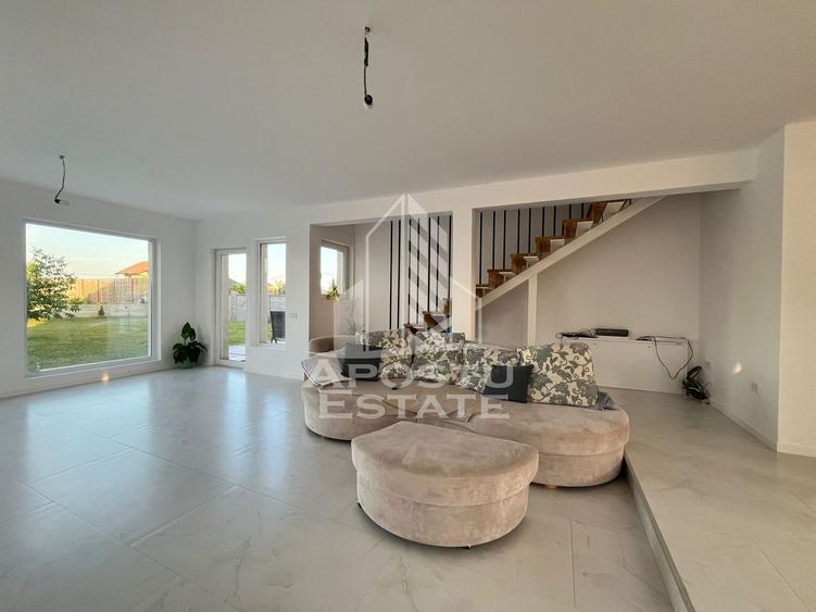 Casa individuala, 6 camere, 2 bai, garaj, teren 913, pompa de caldura