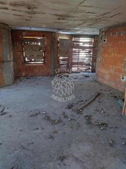 Casa/ Vila la Rosu- 365mp-1000 mp teren- regim P+1- Zona Viisoara