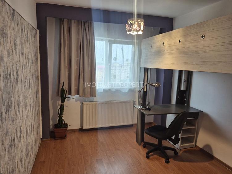 Apartament 4 ncamere de inchiriat, Micalaca - 15