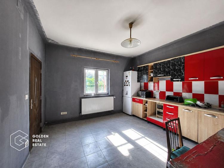 Casa cu teren de 1224 mp, localitatea Baratca