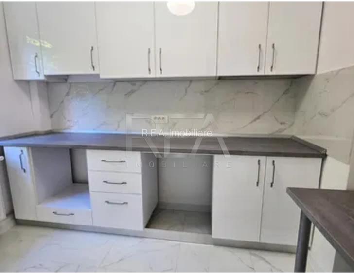2 Camere Decomandat | Renovat Complet | Etaj 1/4 | Ideal Familie sau Investiție - 2