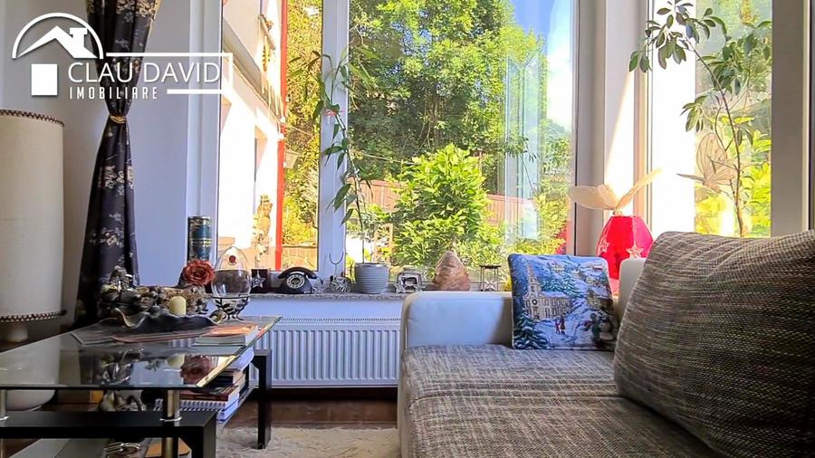 CASA SUPERBA DE LUX- SINGUR CURTE - TEREN 934 MP