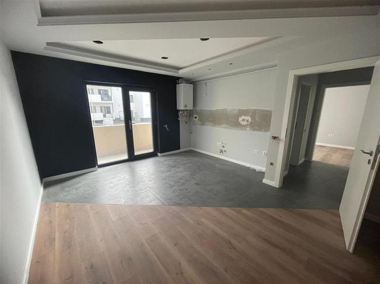 Apartament etajul 1 cu 2 camere cu balcon si parcare pe Doamna Stanca