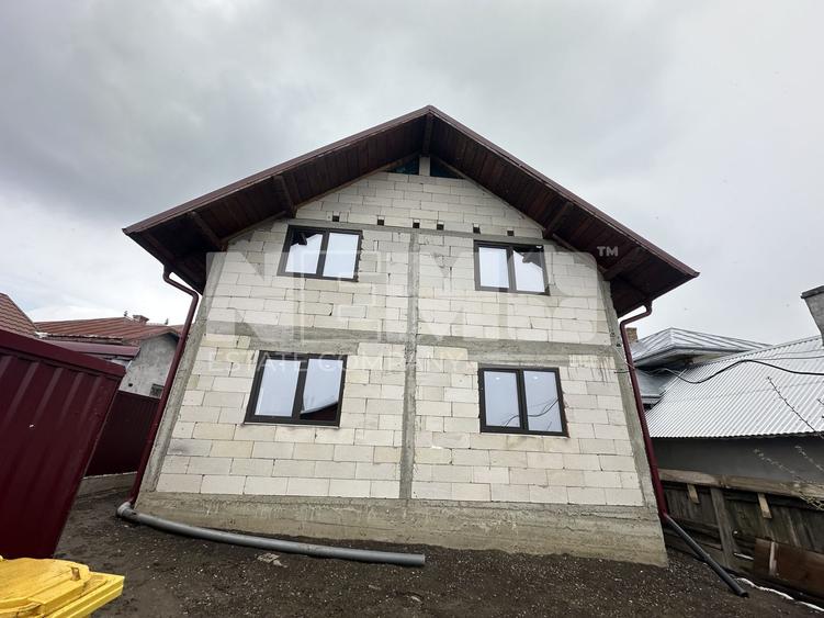 Casă de vânzare I Liteni Moara, Suceava I Preț: 85.000 € I SU: 176 mp