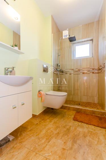 Penthouse 3 camere, la 5 min de centru, parcare privata