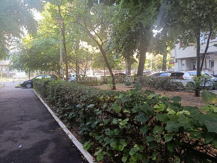 Apartament cu 3 camere de vânzare – Bulevardul Ion Mihalache nr. 235 - 12