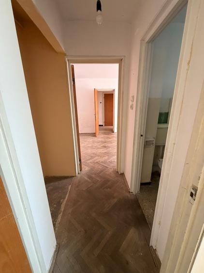 Apartament 2 camere de Vanzare Lujerului/Militari (Metrou 1-2 minute)