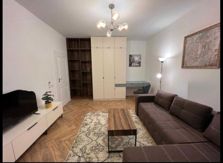 Închiriere apartament 2 camere Exigent Plaza/ Lujerului