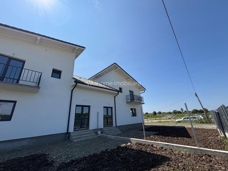 Viața la casă, liniște și munți la orizont – Duplexuri noi în Mohu - 36