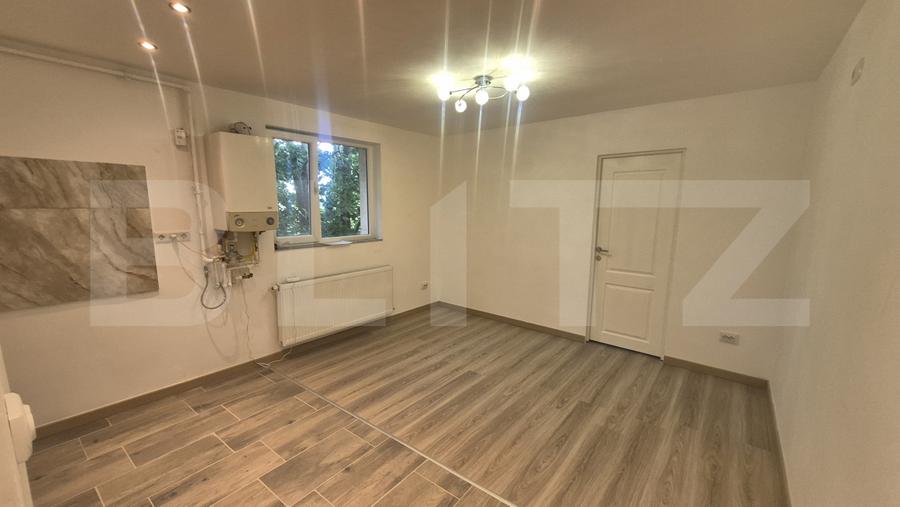 Apartament cu 2 camere de vanzare, 30.57 mp, Micro 14