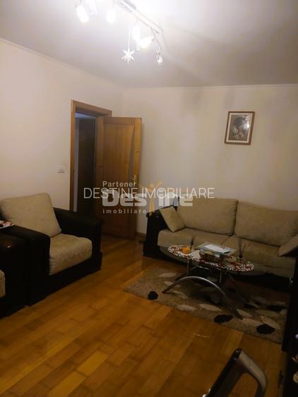 Apartament 3 camere , 2 balcoane , 2 bai ultracentral - 2