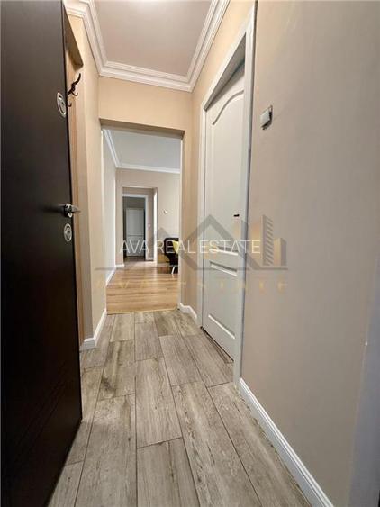 Apartament 3 camere | Complet Renovat & Utilat | Centrala Proprie & Clima | Zona - 12