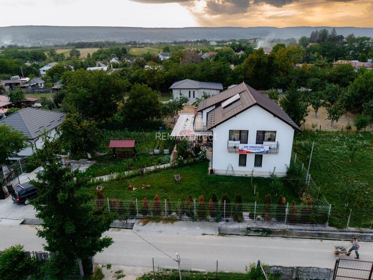 Casă/  Vilă de vânzare Piscani –la doar 5 minute de Mioveni - 35