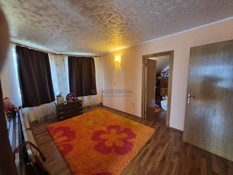 Vilă P+M | 254 mp | 1.094 mp teren | 25 ml DN5 | 1 Decembrie | 320.000