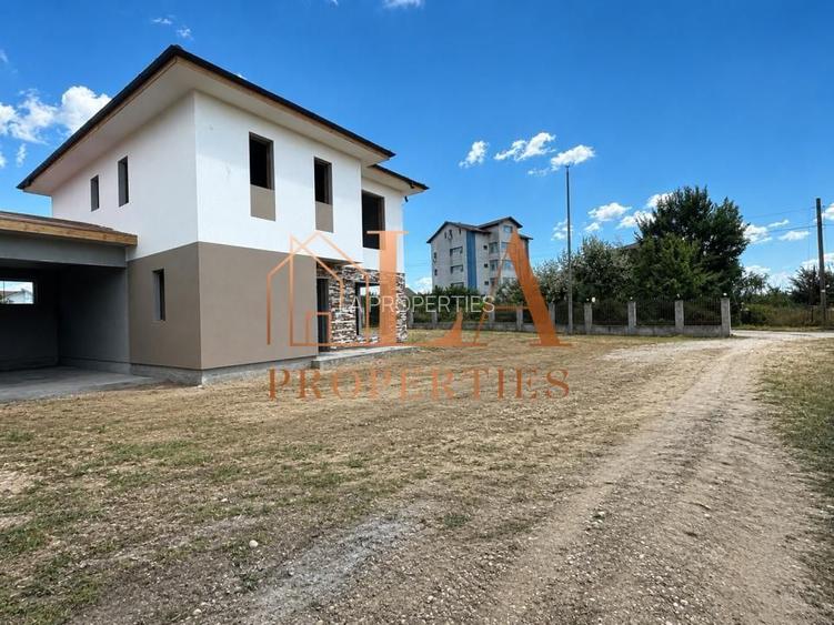 Casa individuala 5 camere | Incalzire in pardoseala | Garaj | Domnesti