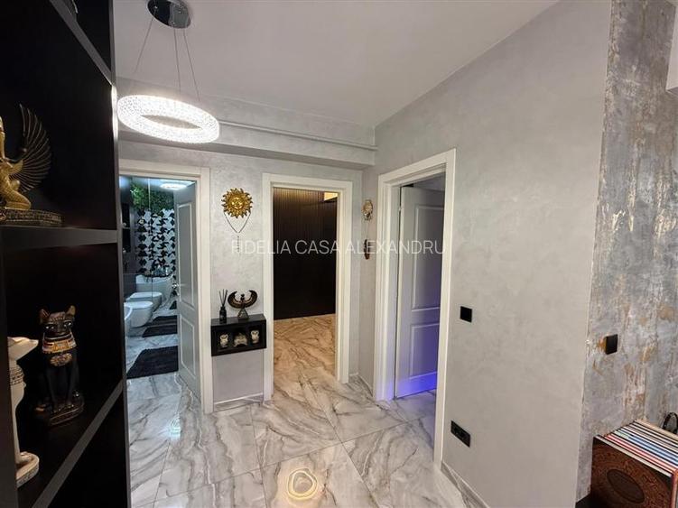 EXCLUSIVITATE! Apartament 2 Camere Decomandat, 79 mp, Loc de Parcare Inclus, Mob - 8