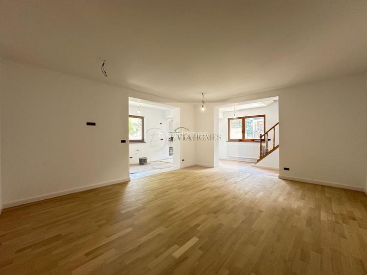 4 camere/ 2 bai / 119 mp/ parcare in curte / zona strazii Bucuresti - 2