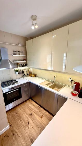 Toamnei, 3 camere mobilat-utilat, renovat, gata de mutat