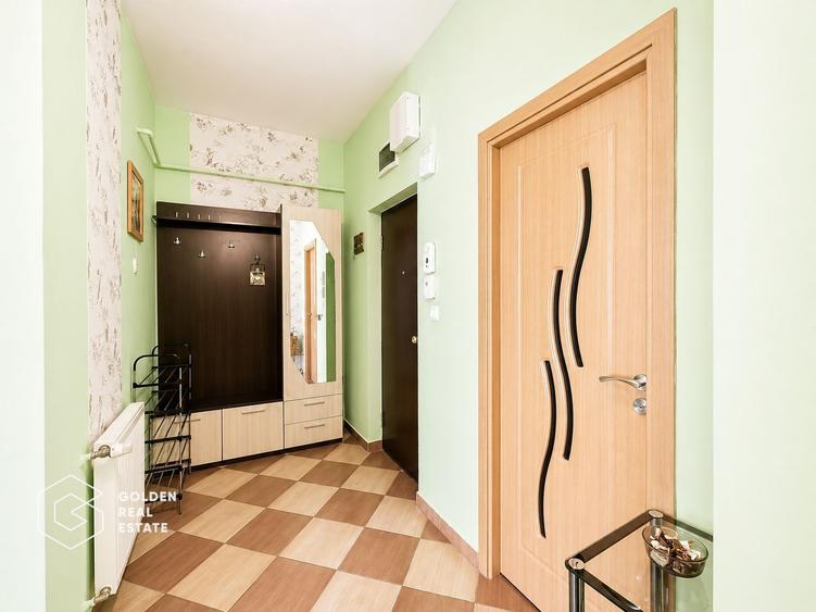Apartament 3 camere, Ared UTA, etaj 5, parcare