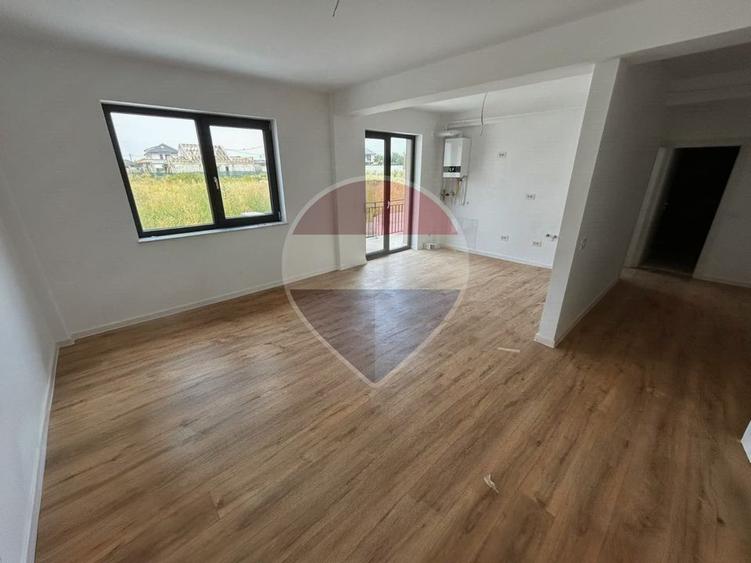 Apartament bloc nou zona Ford parter
