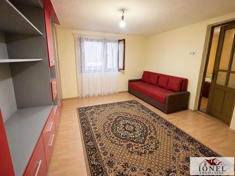 Casa de vanzare in zona Metes