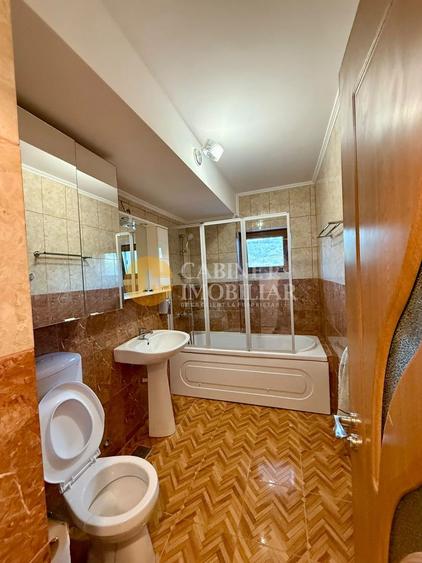 2 CAMERE DECOMANDAT--ETAJ 1--LOC DE PARCARE INCLUS--LIBER