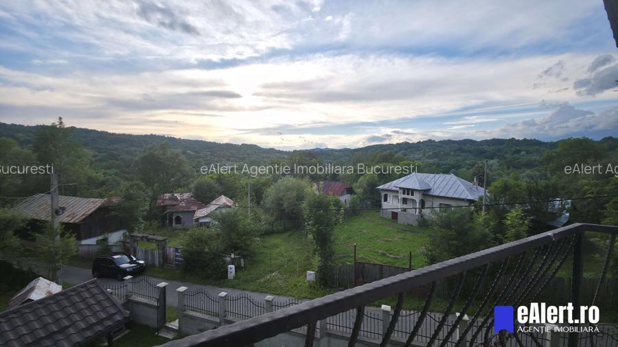 Vând casă de vacanță Bezdead, vedere la vale, acces Munții Bucegi - 49