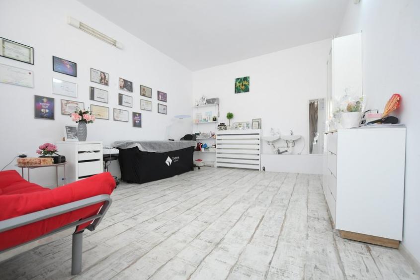 Faleza Nord - Spatiu comercial - 4m vitrina stradala