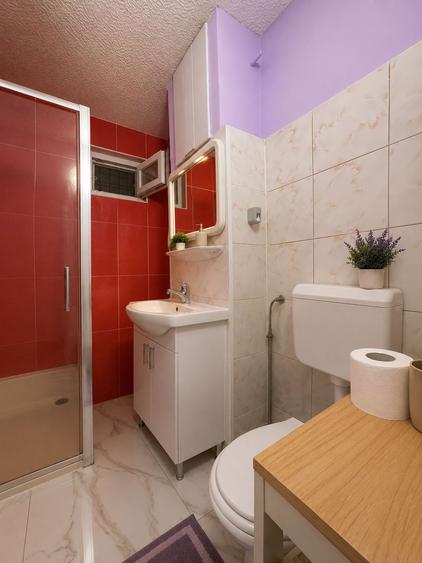 Apartament 3 camere, decomandat, Zona Dacia