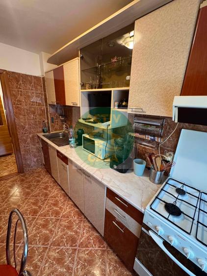 3 CAMERE DECOMANDATE 2 BALCOANE