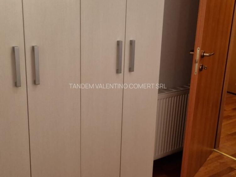 Vitan Moll , 5 munte metrou  Mihai Bravu - 3