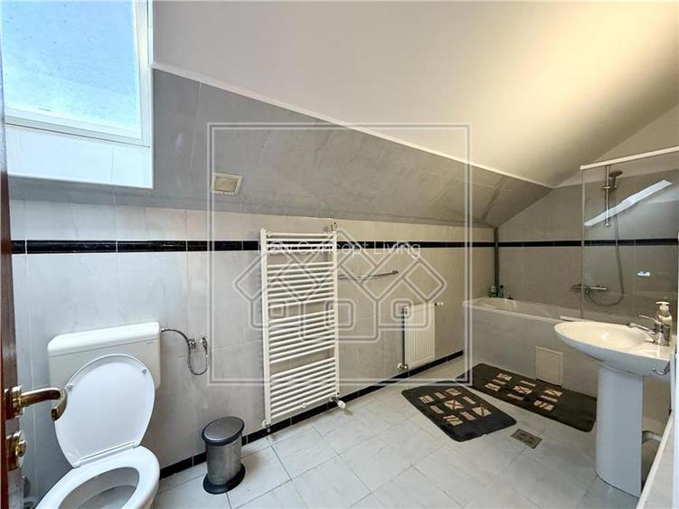 Casa individuala in Sibiu - 8 camere - 418 mp - teren 1.338 mp - 26