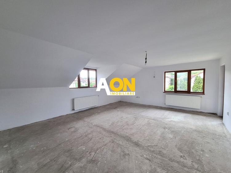 De vanzare casa 6 camere, S+P+M, 900mp teren, Cetate