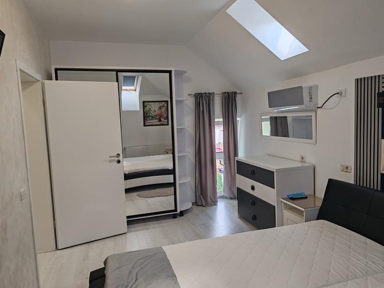 Apartament 3 camere recent renovat, mobilat si utilat nou zona Str. Lunga