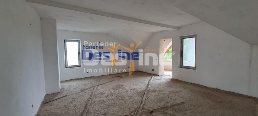 Vila Independenta , D+P+1+M+POD, 474 mp, Valea Lupului