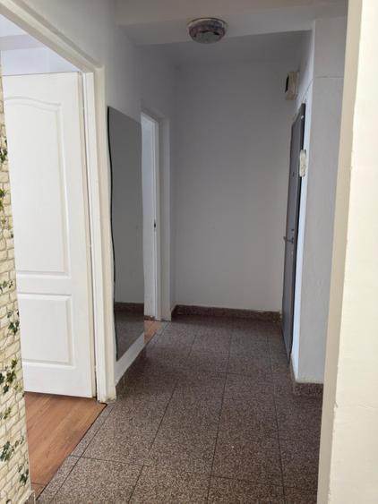 Apartament 4 camere, 71 mp, zona Centrala