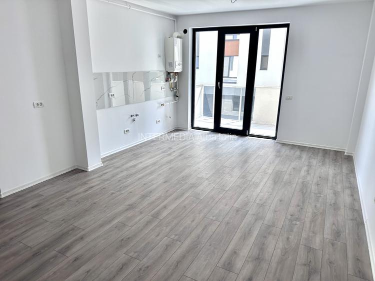 Apartament 3 camere  | 1 Baie | 1 Balcon | 61 mp. | Bloc NOU | Lift  | Central I - 4