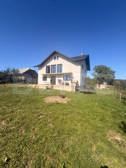 Casa etaj, 165 mp, 3600 mp, zona Darmanesti