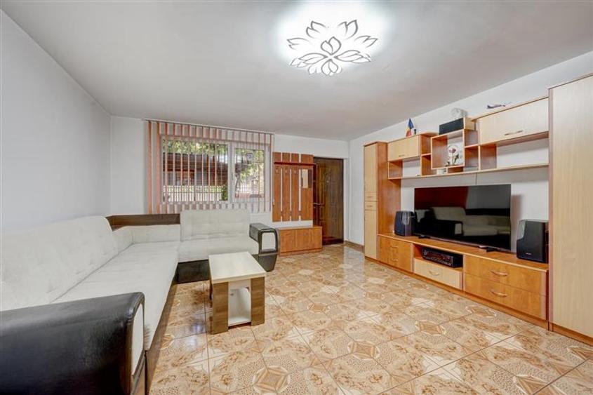 23 AUGUST - BD. BASARABIA,7 CAMERE,201 MP,AN 2015,TEREN 187 MP