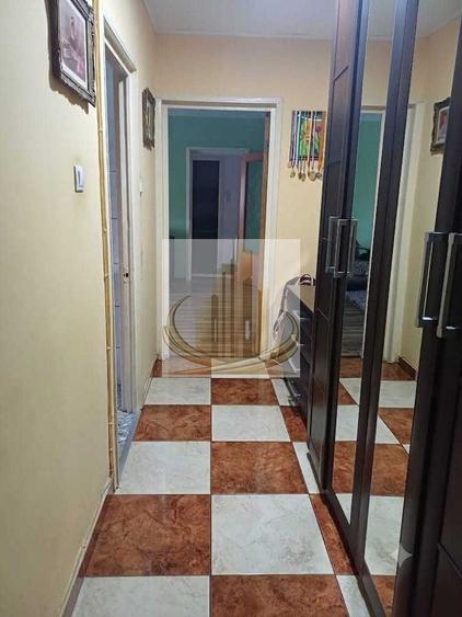 Vand apartament 3 camere doua bai, doua balcoane