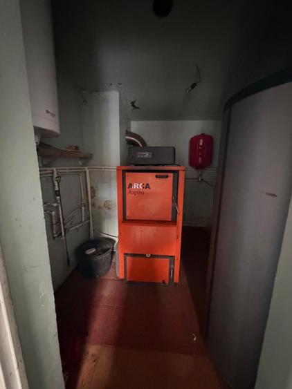Casa spatioasa , teren 3300 mp, Dornesti