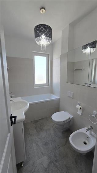 Apartament 3 cam, etaj 2, bloc nou, zona Sud, parcare
