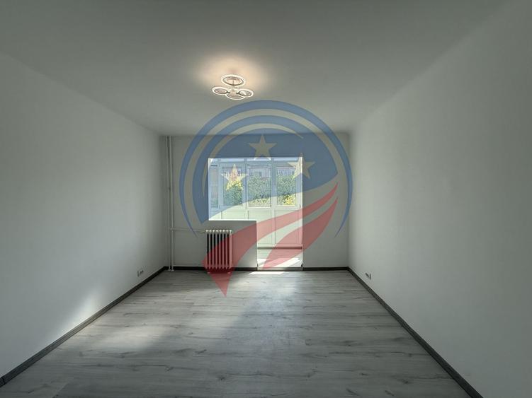 Apartament 2 camere decomandat Rovine Carrefour – bloc anvelopat, etaj 3/4