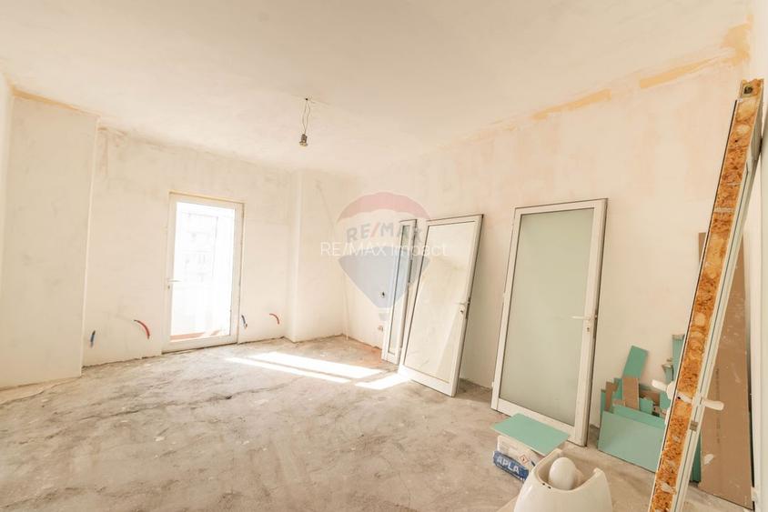 Apartament 4 camere de vanzare 104 mpu, Calea Mosilor - 8