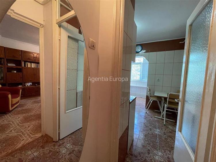 Apartament 3 camere de vanzare zona E3 -Tulcea - 10