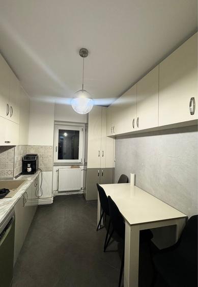 Apartament 3 camere renovat, etaj intermediar, Frumoasa, 70mp!