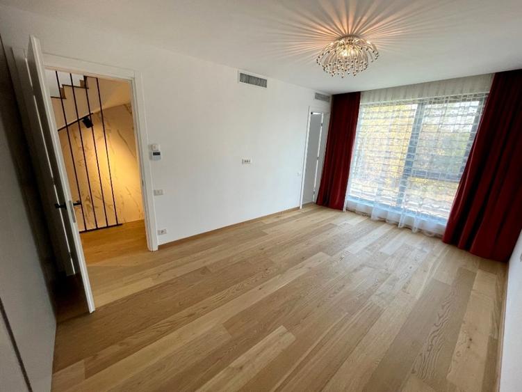 IANCU NICOLAE/ VILA 2021 / VIZAVI DE CAMBRIDGE / PRIMA INCHIRIERE / GARAJ