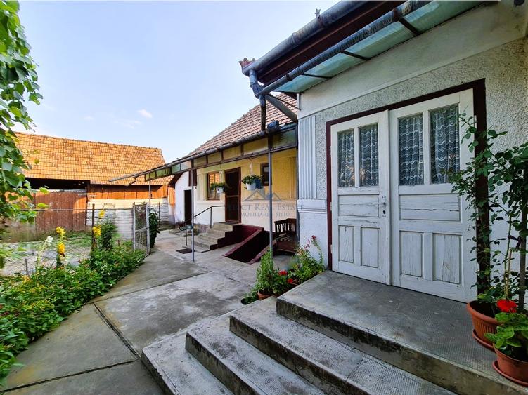 Casa individuala \ 1500 mp teren \ Tarnaveni