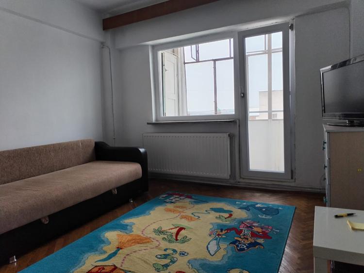 3 camere scara interioara Ultracentral-Unirii