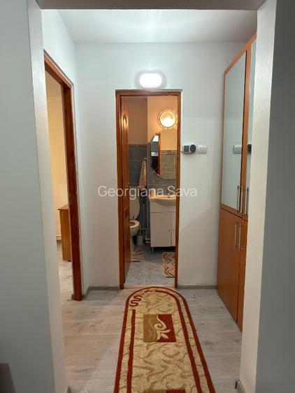 Apartament 2 camere, renovat recent, de închiriat în Micro 40 - 11